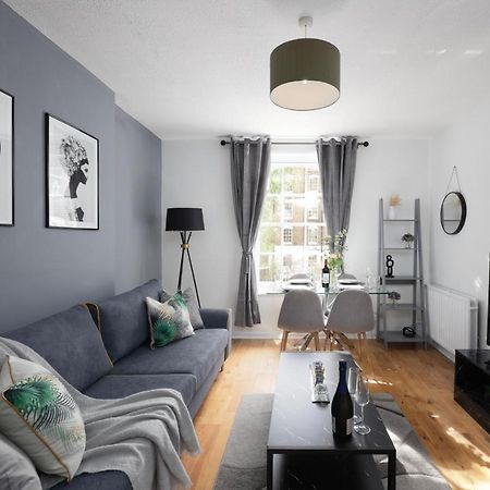 Modern One Bedroom Apartment Next To Old Street London Kültér fotó