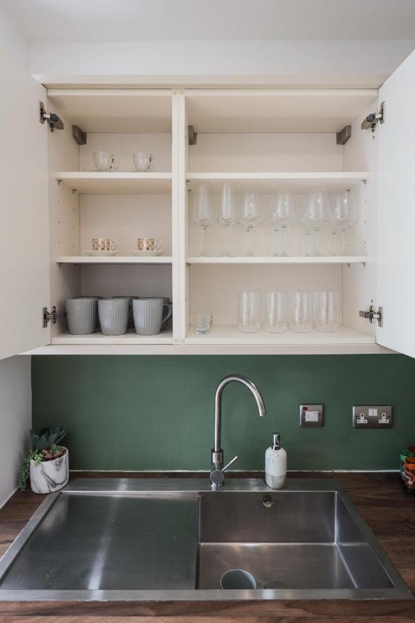 Modern One Bedroom Apartment Next To Old Street London Kültér fotó